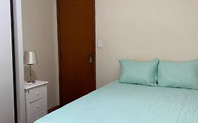 Quarto Privativo A Uma Quadra Da Praia De Copacabana